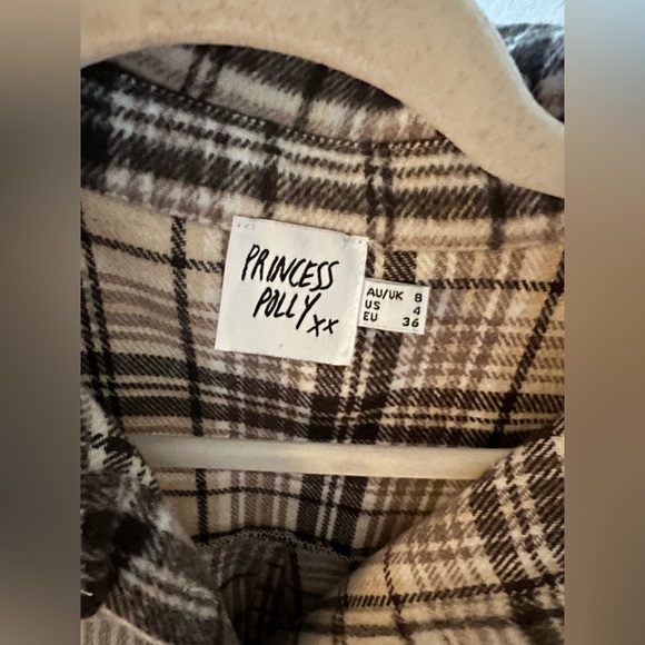 Princess Polly Top Layer - Picture 3 of 3